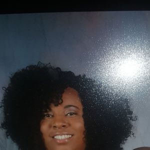 Meet your Posher, Lacretia